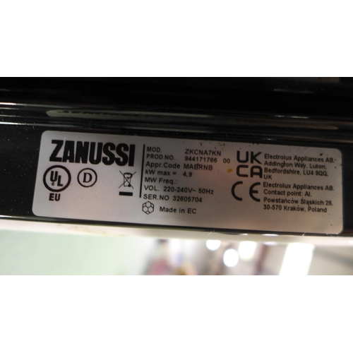 3221 - Zanussi Built-in Double Oven with AirFry (H888xW594xD568) - model no.:- ZKCNA7XN, original RRP £540.... 