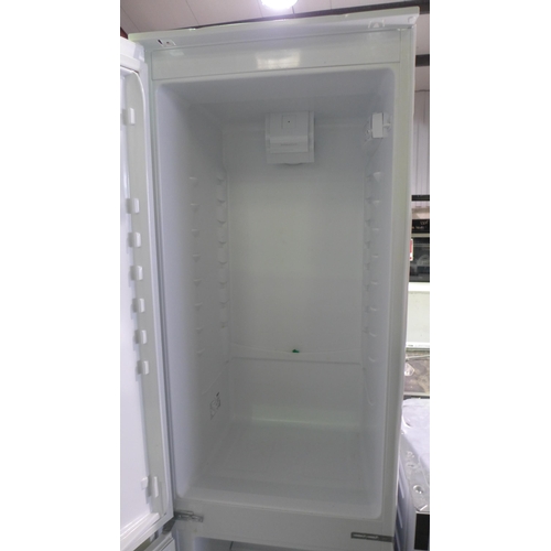 3241 - Zanussi 70/30 Fridge Freezer - ( No Inner Shelves/Drawers) -  Frost Free (H1772xW540xD549) - model n... 