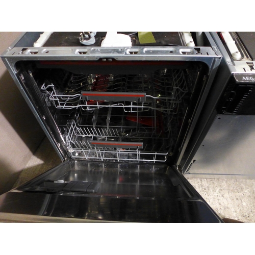 3272 - AEG Fully Integrated Dishwasher (H818xW596xD550) - model:- FSK52917Z, original RRP £1000 inc. VAT * ... 