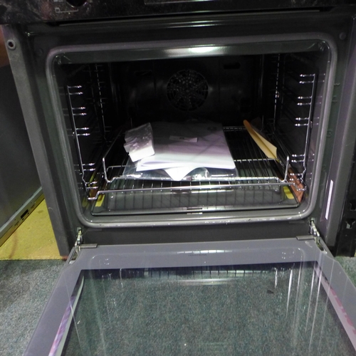 Bosch Series 2 Single Oven Damaged H595xW594xD548 model