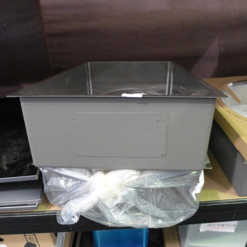 3326 - Two Trough Style Composite and Stainless Steel 1.0 Bowl Sinks, original RRP £20 inc. VAT * This lot ... 