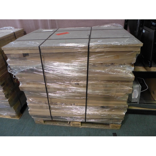 3330 - Pallet of Solid Oak Off-Cuts  (413-99)   * This lot is subject to vat