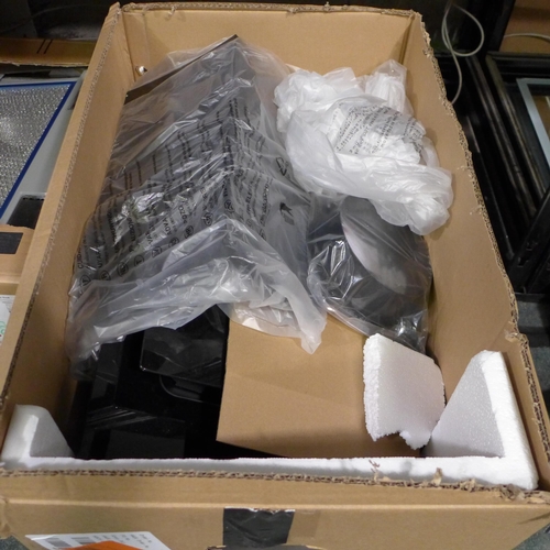 3034 - Quantity of Cooker Hoods & Extractors inc: Viceroy, CDA, Bosch, Zanussi (413-217)     (413-91,133,20... 