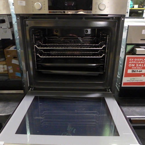 3045 - Bosch Single Oven model no:- HBS573BS0B (413-135)   * This lot is subject to vat