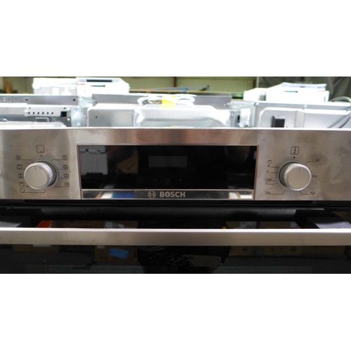 3046 - Bosch Single Oven - model no:- HBS534BS0B (413-109)   * This lot is subject to vat