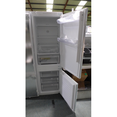 3052 - Bosch 70/30 Integrated Fridge Freezer Model: KIN86NSF0G * This lot is subject to VAT (410-170)