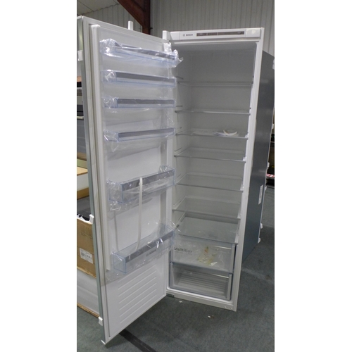 3065 - Bosch Integrated Fridge - Model: GIN81AEF0G * This lot is subject to VAT (410-255)