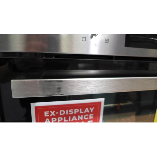 3069 - Zanussi Single Multifunction Oven - model:- ZOB35471XK  * This lot is subject to VAT (410-223)