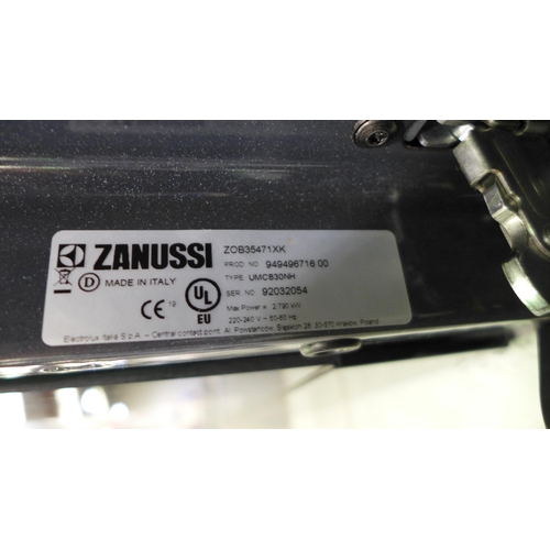 3069 - Zanussi Single Multifunction Oven - model:- ZOB35471XK  * This lot is subject to VAT (410-223)