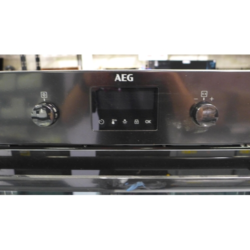 3070 - AEG  Single Multifunction Oven  * This lot is subject to VAT (410-25)