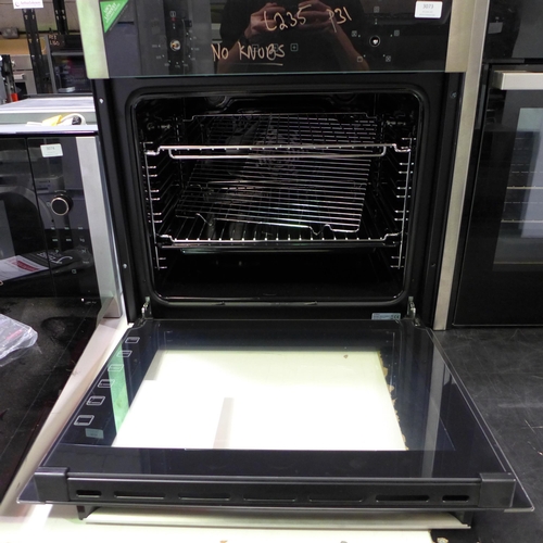 3073 - CDA Single Oven - model:- SK210SS  * This lot is subject to VAT