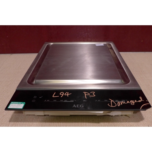 3111 - AEG Teppanyaki Hob - model:- HC452601EB - DAMAGED * This lot is subject to VAT (410-94)