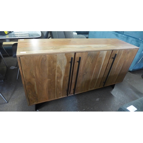 1423 - A Lucio hardwood sideboard * This lot is subject to VAT