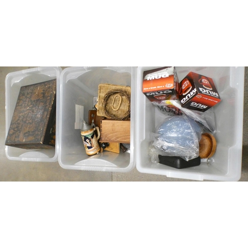 1090 - A 19th Century decoupage covered workbox (fire damage), other lacquer work items, two soda siphons, ... 