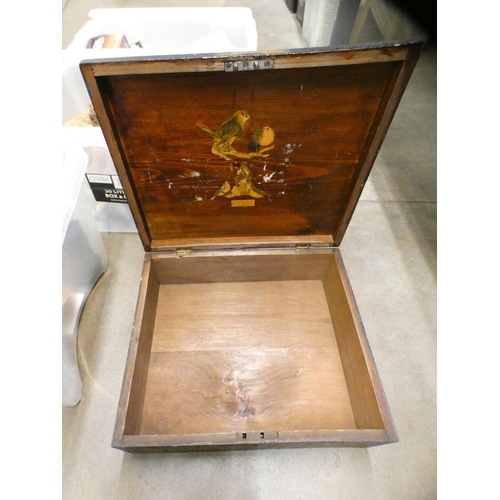 1090 - A 19th Century decoupage covered workbox (fire damage), other lacquer work items, two soda siphons, ... 