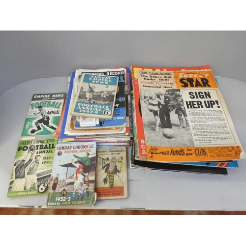 692 - Football memorabilia; programmes, cards, magazines, 1930's onwards