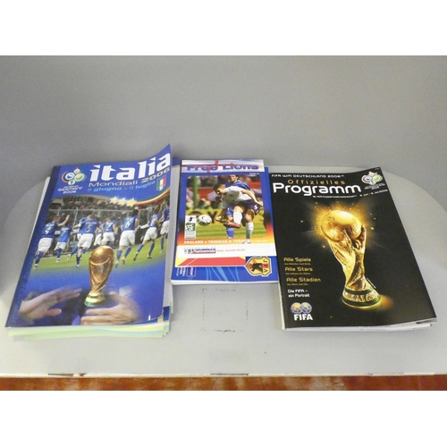 709 - Football interest; World Cup, Germany 2006, two English programmes, German (two styles), media team ... 