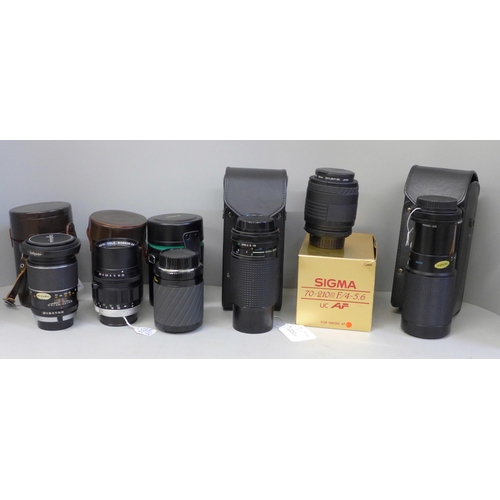 711 - Tamron, Sigma, Minolta and other camera accessories, lenses, boxed and cased