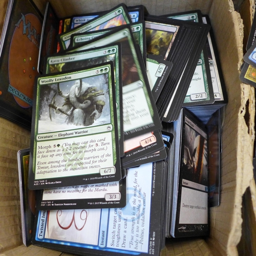 723 - A box of Magic The Gathering gaming/playing cards