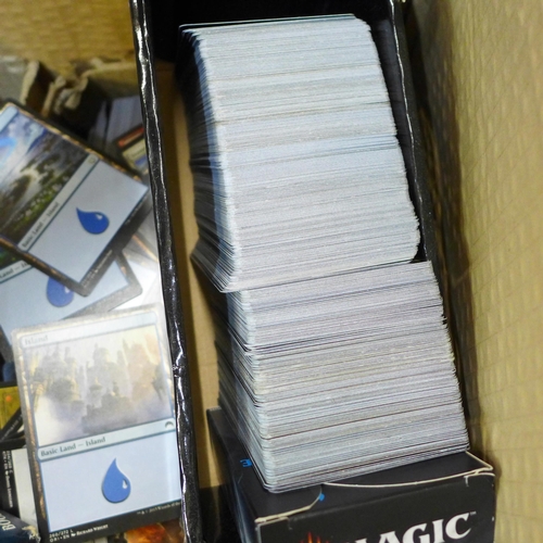 723 - A box of Magic The Gathering gaming/playing cards