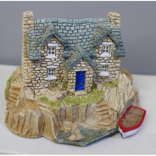 725 - A box of Lilliput Lane buildings, Edinburgh Castle, Eilean Donan Castle, Bonnie Scotland, Cullodean ... 