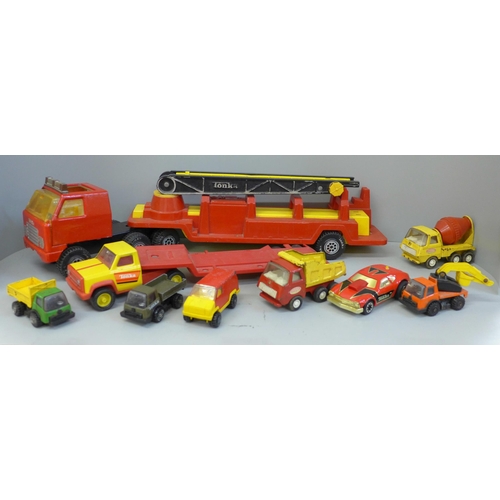 739 - Tonka Toys model vehicles