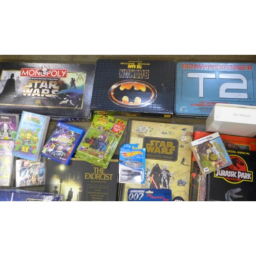 793A - A collection of assorted vintage board games, film and TV memorabilia and merchandise, including; Te... 