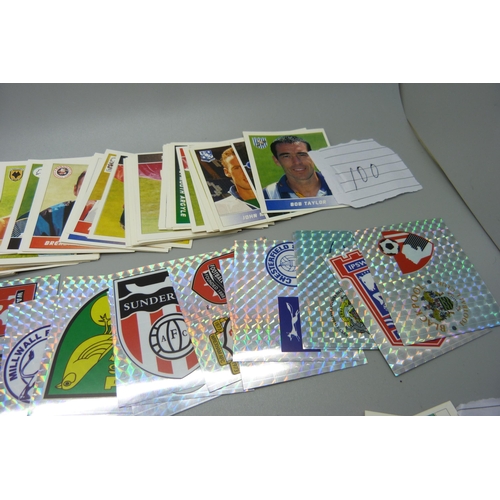 837 - Assorted football collectors cards; 200 Panini football league and badges, Panini Iran World Cup Fra... 