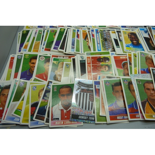 838 - 358 Panini Nationwide Football League cards