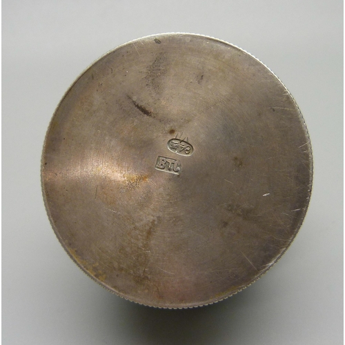 866 - A Russian silver circular pot with lid, marked 84, 71g, height 62mm