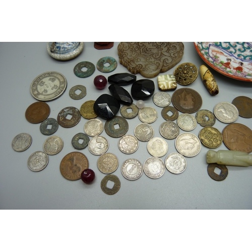 878 - A collection of items including a hand painted dish, a/f, a collection of Chinese coins and tokens, ... 