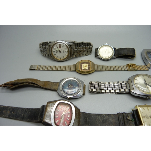 881 - A collection of vintage wristwatches, MuDu, Seiko 5, Buler, Globa with red bezel, etc.