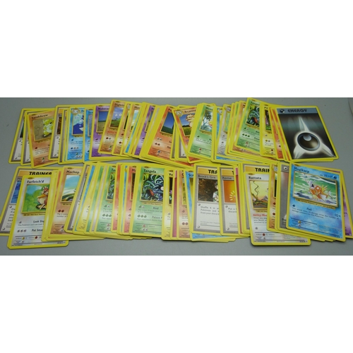 889 - 100 Evolutions Pokemon cards