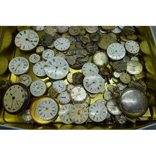 902 - A collection of pocket and wristwatch movements