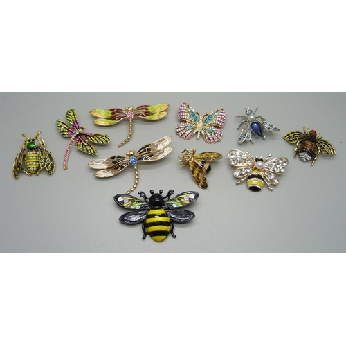 969 - Ten insect brooches