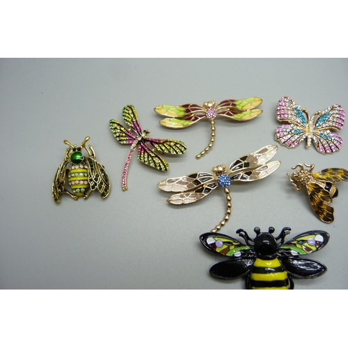 969 - Ten insect brooches