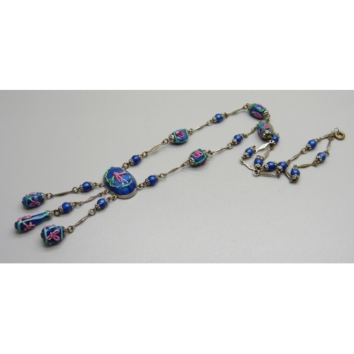 971 - A vintage Venetian glass necklace