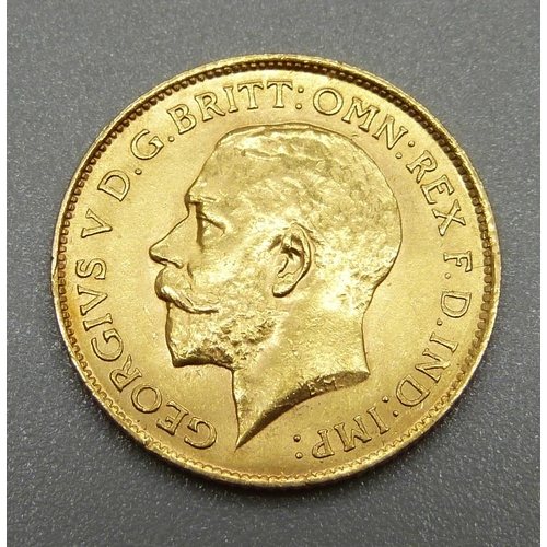 988 - A George V 1912 gold half-sovereign