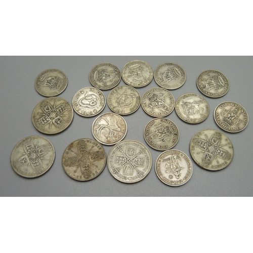 991 - A collection of 1920 to 1946 half-silver coinage, including three commonwealth, 122g, and one 1948 s... 