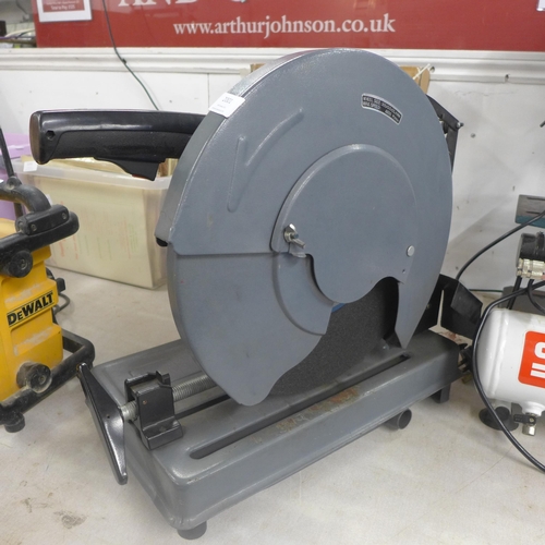 2001 - A Ferm AM-255 chopsaw with 4 stone cutting blades and 4 Makita metal cutting discs