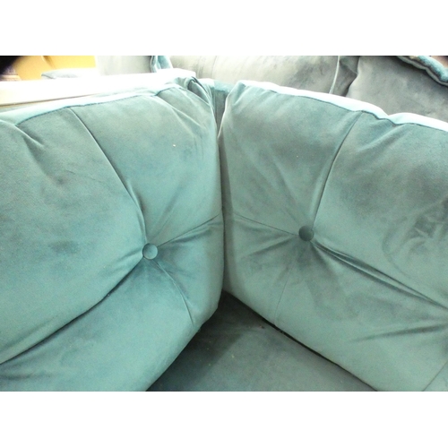 1480 - A champagne Chesterfield love seat - damaged arm