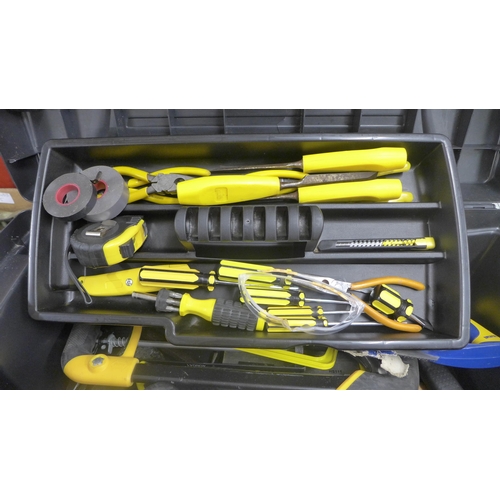 2021 - A Keter tool box 26 with a set of mainly Stanley tools including saws, hammers, tape measure, wire b... 