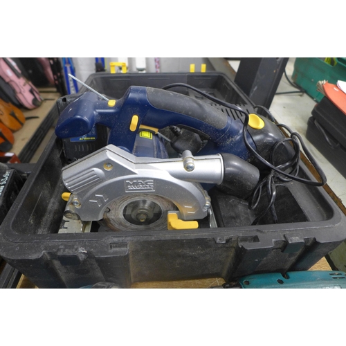 2044A - A MacAllister MC818L cordless power saw with battery and charger in case