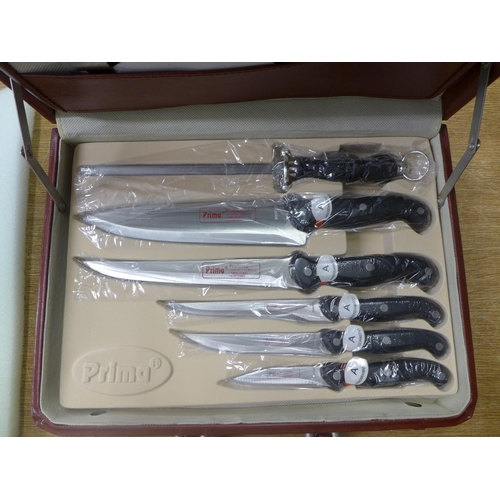 2078 - A Prima chef's knife set, cased, as new, unused