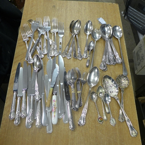 2095 - Silver nickel plated cutlery