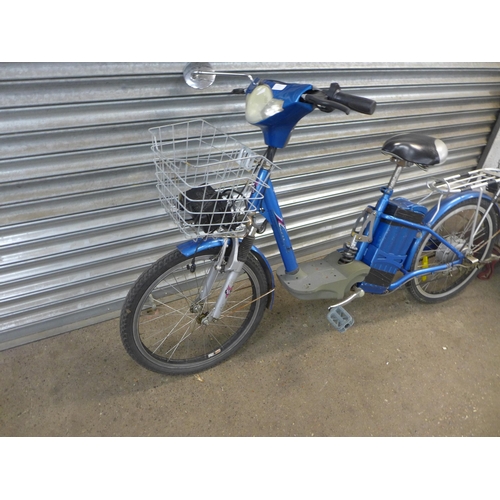 2221 - An electric bike with charger