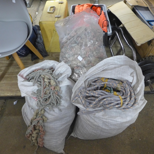 2423 - Three bags of furniture tassels