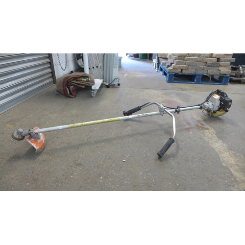 2238 - A Stihl F586 strimmer