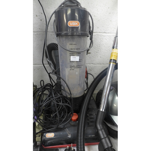 2203 - Assorted vacuum cleaners including Dyson dc04 VAX and bush