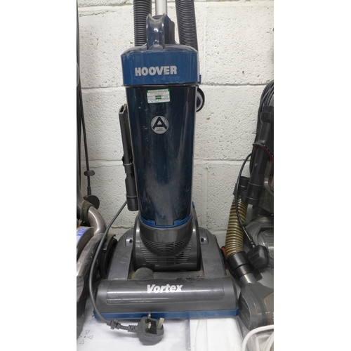 2204 - Assorted vacuum cleaners including Vax mach6, Bolin steam mop, hoover vortex and Beldray turbo